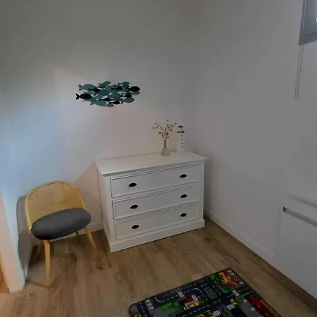 Charming Quiet Flat In Lägenhet Arcachon